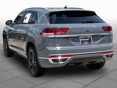 Used 2022 Volkswagen Atlas Cross Sport SEL R-Line AWD/4WD image 12