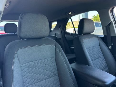 Used 2018 Chevrolet Equinox LT FWD image 17