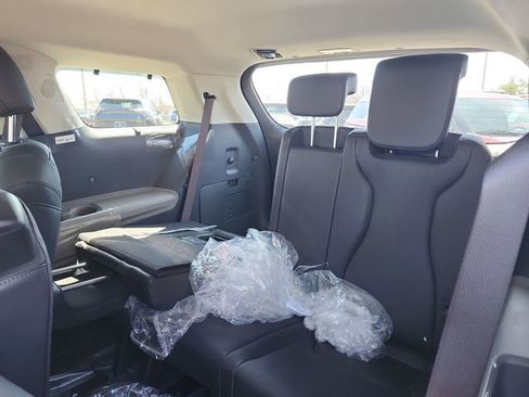 New 2026 Kia Carnival EX FWD image 22