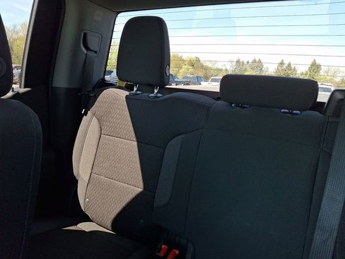 Used 2023 Chevrolet Silverado 1500 LT AWD/4WD image 19