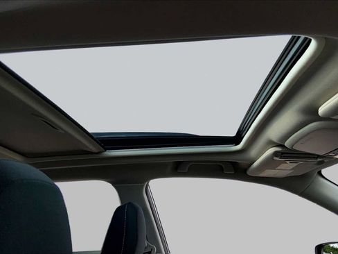 Used 2024 Subaru Forester Premium AWD/4WD image 14
