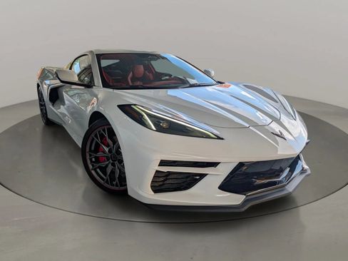 Used 2024 Chevrolet Corvette Stingray Premium Cpe w/ Battery Protection Package RWD image 7