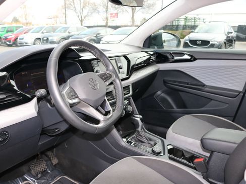 Used 2023 Volkswagen Taos S AWD/4WD image 7
