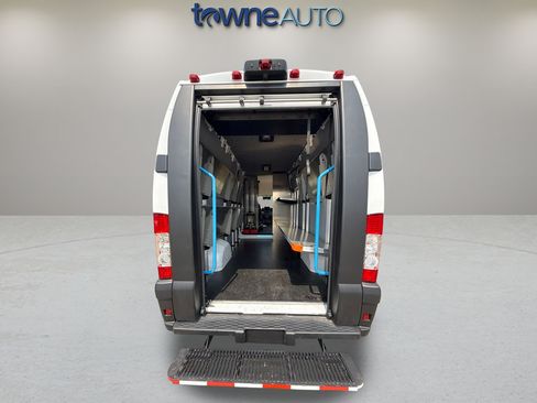 Used 2024 RAM ProMaster 3500 w/ Delivery Van Package FWD image 34