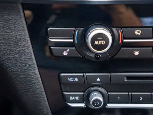 Used 2017 BMW X3 xDrive28i AWD/4WD image 24