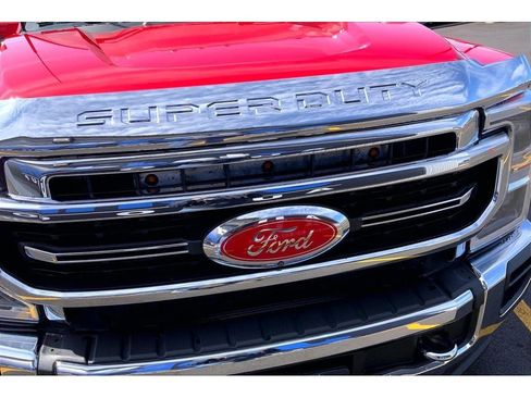 Used 2021 Ford F350 Lariat w/ Lariat Ultimate Package AWD/4WD image 32