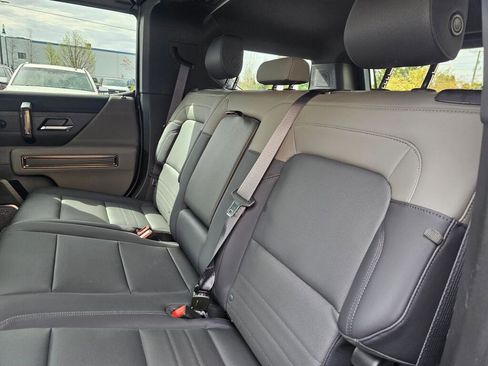 Used 2025 GMC Hummer EV 3X w/ Extreme Off-Road Package image 19