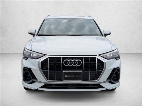 Used 2020 Audi Q3 2.0T Premium w/ Convenience Package image 2