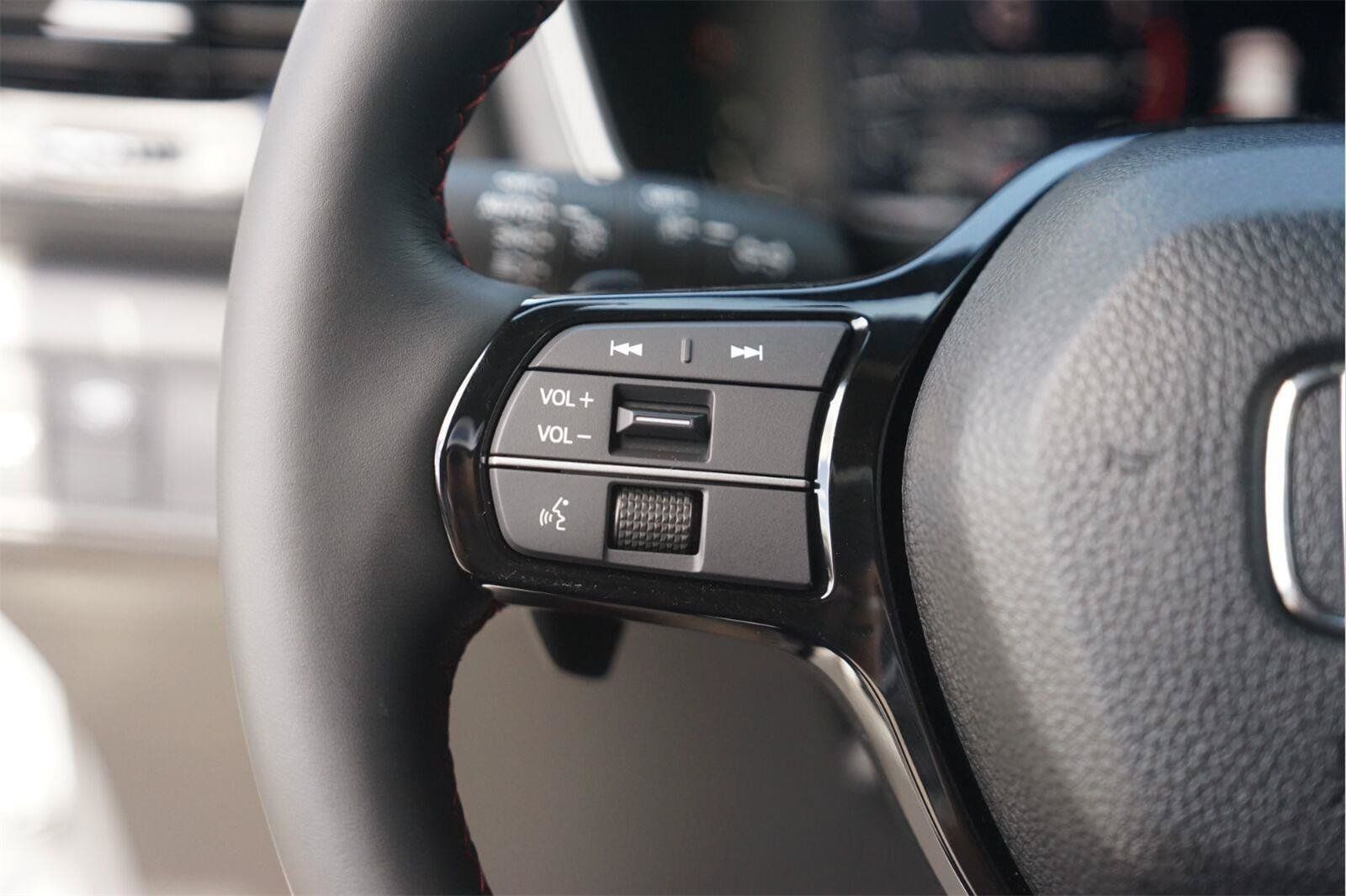 Used 2026 Honda Pilot Black Edition image 25