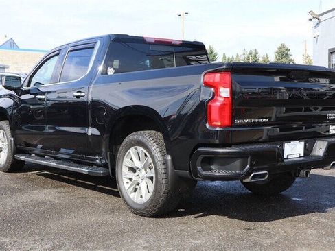 Used 2022 Chevrolet Silverado 1500 High Country w/ Safety Package II AWD/4WD image 3