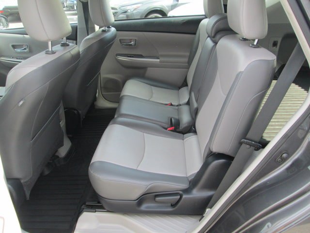 Used 2017 Toyota Prius V Four FWD image 11