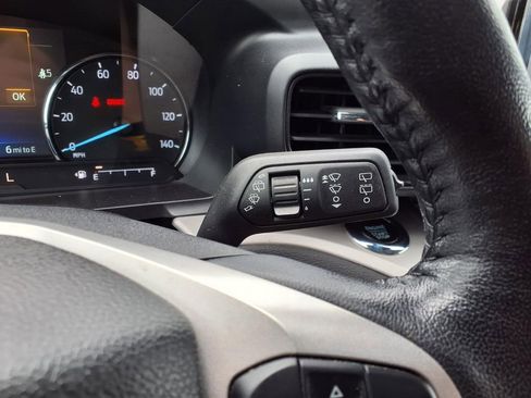 Used 2023 Ford Explorer XLT AWD/4WD image 21