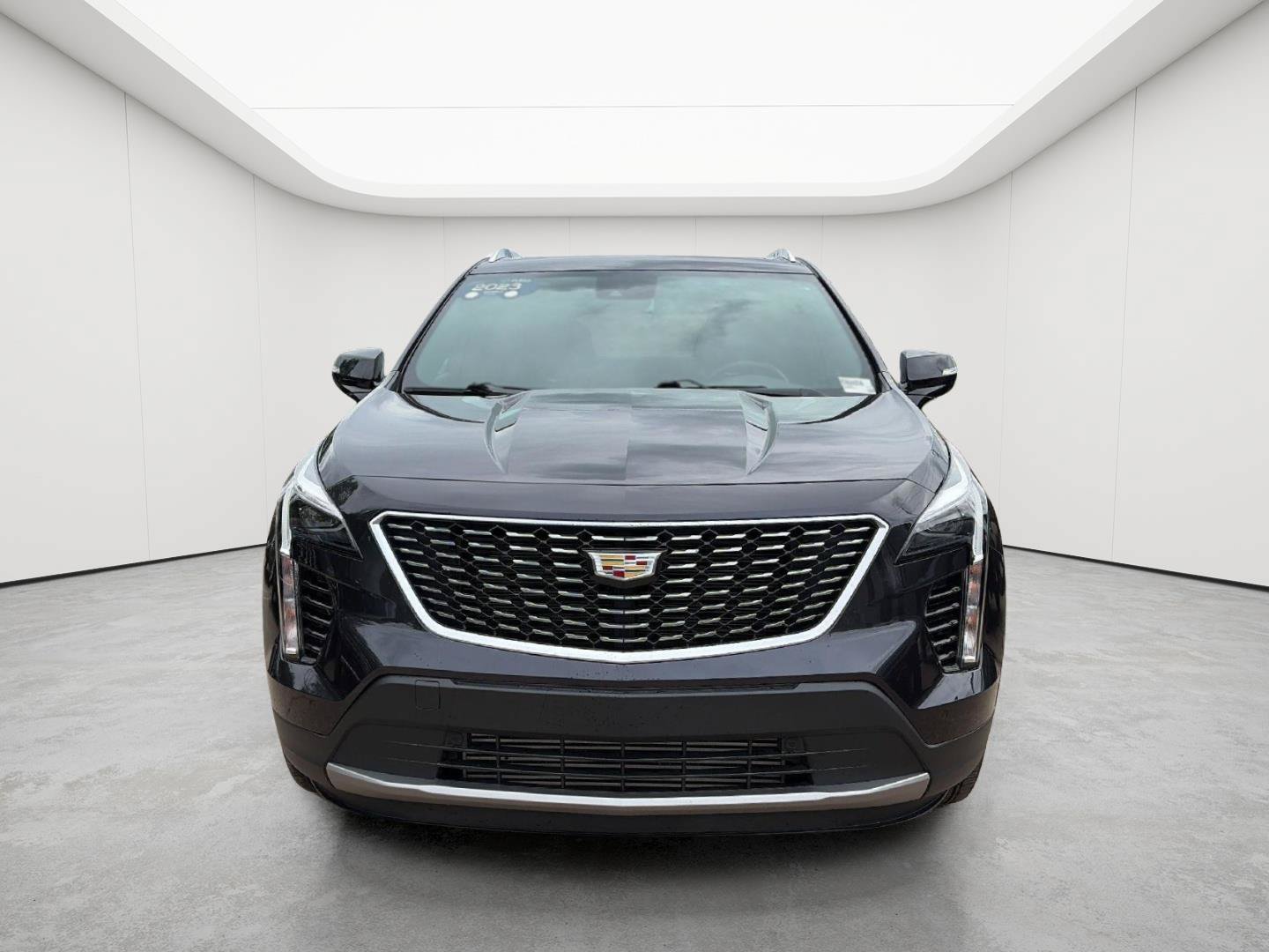 Certified 2023 Cadillac XT4 Premium Luxury w/ Cold Weather Package AWD/4WD image 2
