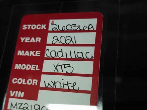 Used 2021 Cadillac XT5 Premium Luxury w/ LPO, Floor Liner Package image 38