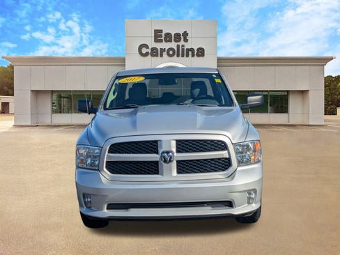 Used 2017 RAM 1500 Express image 8