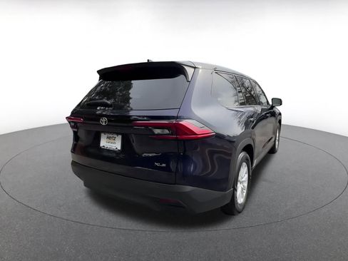 Used 2025 Toyota Grand Highlander XLE image 14