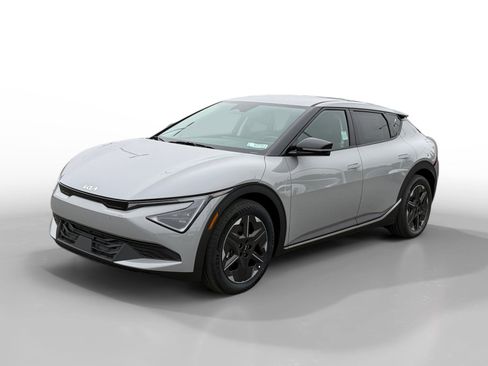 New 2025 Kia EV6 Light image 1