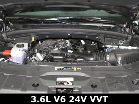 New 2025 Jeep Grand Cherokee L Altitude image 3