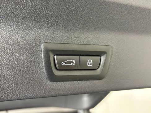 Used 2024 BMW X3 sDrive30i RWD image 39