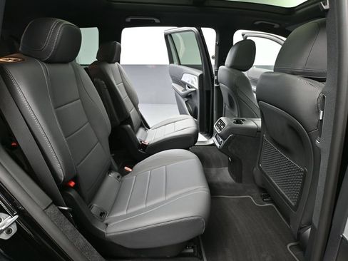 Used 2026 Mercedes-Benz GLS 450 4MATIC image 42