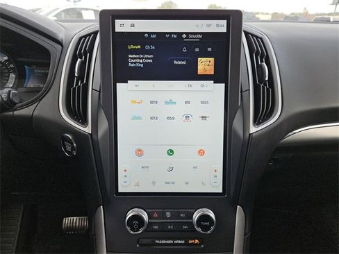 Certified 2024 Ford Edge SEL w/ Sport Appearance Package image 13