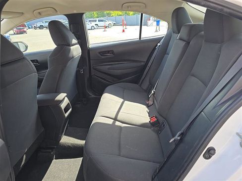 Used 2022 Toyota Corolla LE FWD image 12