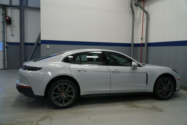 New 2026 Porsche Panamera 4 AWD/4WD image 11