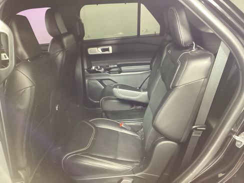 Used 2022 Ford Explorer ST w/ Equipment Group 401A AWD/4WD image 17
