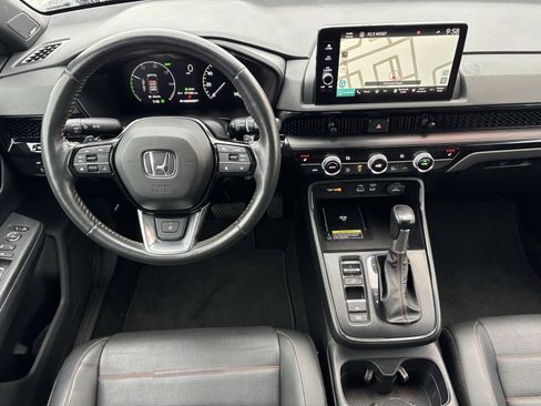 Used 2023 Honda CR-V Sport Touring image 3