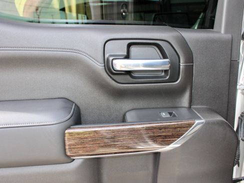 Used 2021 Chevrolet Silverado 1500 Custom Trail Boss image 15