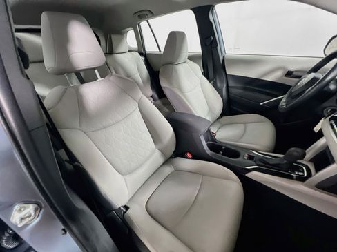 Used 2024 Toyota Corolla Cross L FWD image 29