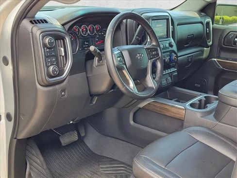 Used 2020 Chevrolet Silverado 1500 LT Trail Boss AWD/4WD image 9