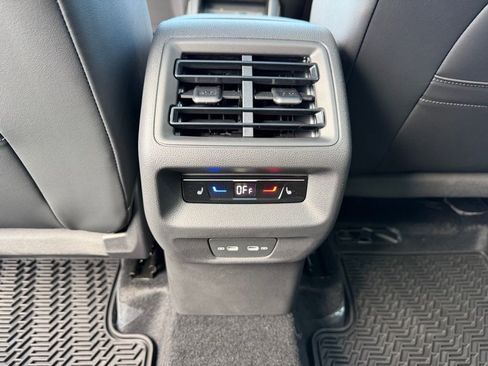 New 2026 Volkswagen Tiguan SEL R-Line AWD/4WD image 28
