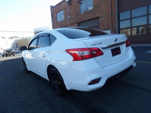 Used 2017 Nissan Sentra S image 3