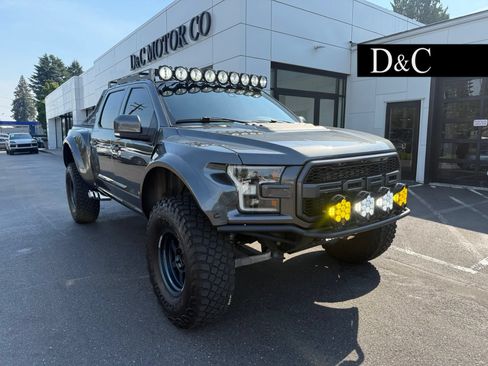 Used 2018 Ford F150 Raptor w/ Equipment Group 802A Luxury AWD/4WD image 1