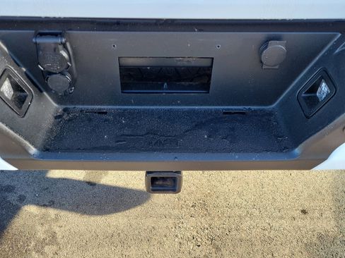 Certified 2021 Ford F150 XLT w/ Equipment Group 302A High image 8