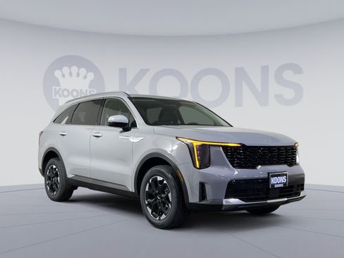 New 2026 Kia Sorento S image 8