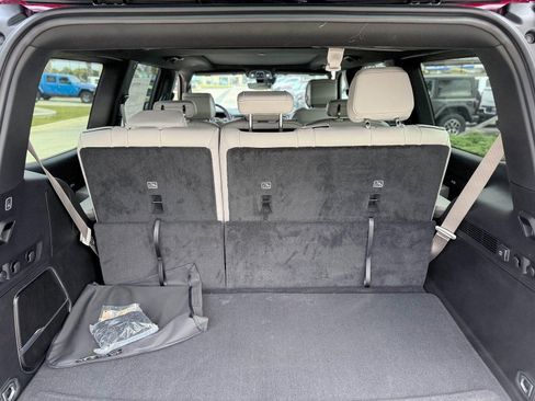 New 2025 Jeep Wagoneer 4WD w/ Premium Group I image 7