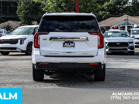 Used 2024 GMC Yukon SLT RWD image 12