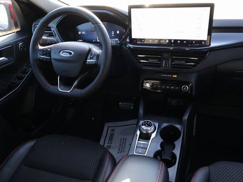 Used 2023 Ford Escape ST-Line Elite image 15