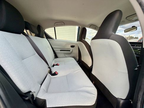 Used 2014 Toyota Prius C Two image 16