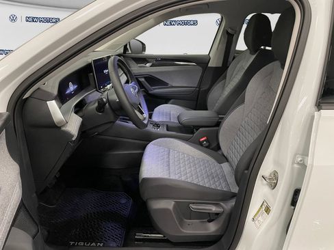 Used 2026 Volkswagen Tiguan S AWD/4WD image 9