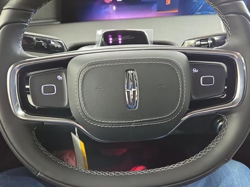 New 2025 Lincoln Navigator L Reserve w/ Jet Appearance Package image 9