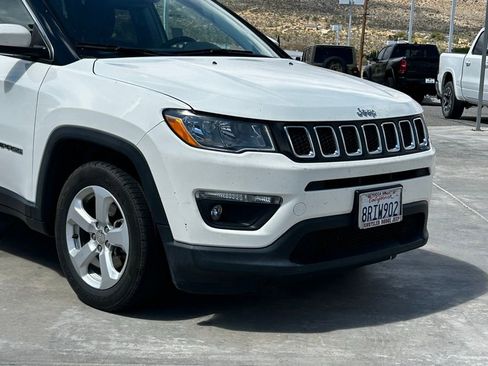 Used 2020 Jeep Compass Latitude image 10