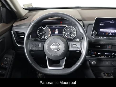 Used 2023 Nissan Rogue SV w/ SV Premium B Package FWD image 7