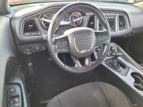 Used 2023 Dodge Challenger GT image 5