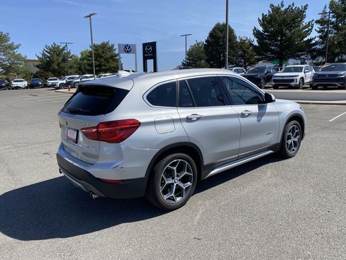 Used 2018 BMW X1 xDrive28i AWD/4WD image 44