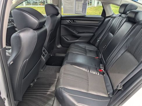Used 2018 Honda Accord Touring image 20