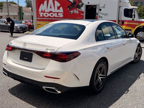 Used 2024 Mercedes-Benz E 350 4MATIC Sedan image 6