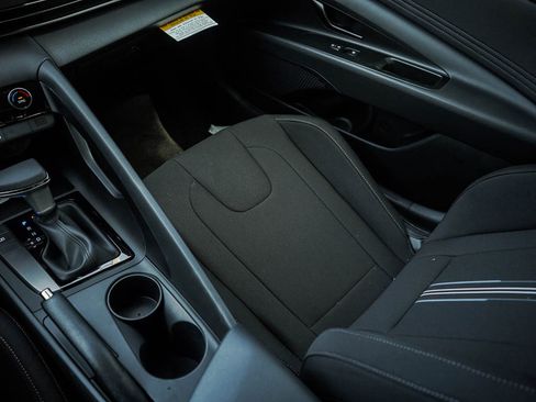 New 2026 Hyundai Elantra Sport FWD image 23